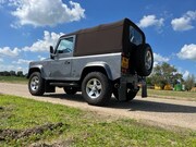 Land Rover Defender - Iconic Edition 2017 only 8888 km