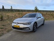 Volkswagen Golf - 1.5 eTSI Style 150 pk, DSG7, dealeronderhouden, keyless, dig