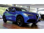 Alfa Romeo Stelvio - 2.0 T AWD B-Tech | Veloce stoelen | Trekhaak | 20 inch |