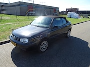 Volkswagen Golf - 1.8 Trendline