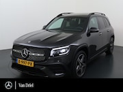 Mercedes-Benz GLB-Klasse - 180 AMG line | Pano Sound Keyless Memory