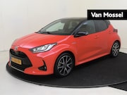 Toyota Yaris - 1.5 Hybrid Launch Edition | Navigatie | Parkeersensoren & Ca