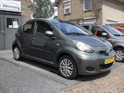 Toyota Aygo - 1.0-12V Aspiration Green 5Drs