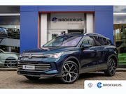 Volkswagen Tiguan - 1.5 eHybrid Elegance | Elek. Trekhaak | Cruise control adapt