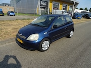 Toyota Yaris - 1.3-16V VVT-i Luna