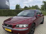 Volvo S60 - 2.4 Sports Edition | NW APK & Super Nette Staat
