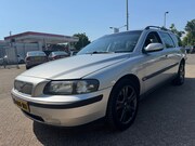 Volvo V70 - 2.4 T AWD Comfort Line Apk 25/2/27 Lees Advertentie