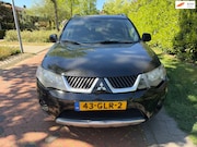 Mitsubishi Outlander - 2.4 Instyle, 7-persoons, Automaat, Airco, APK 05-09-2026