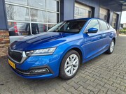 Skoda Octavia - 1.0 E-TSI Bussines Edition Plus, Automaat, Trekhaak, Stuur/s