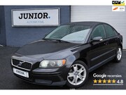Volvo S40 - 1.8 Kinetic NETTEAUTO/CRUISE/LMV/XENOM/CLIMA/NAP