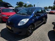 Toyota Yaris - 1.0 VVTi Spirit Nwe Apk