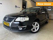 Volkswagen Passat - 1.6 FSI Comfortline Bns CLIMA LMV PDC NAP EXPORT PRICE