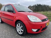 Ford Fiesta - 1.4 16V AIRCO APK: Nieuw bij aflevering