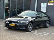 BMW 3-serie - 330e High Executive/LED/NAVI/CARPLAY/NL-AUTO NAP