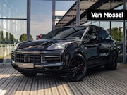 Porsche Cayenne - 3.0 E-Hybrid | SPORTCHRONO | SPORTUITLAATEINDPIJPEN | PASM L