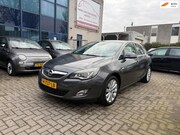 Opel Astra - 1.4 Turbo Edition Trekhaak, Navi, 03/27