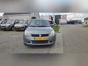 Suzuki Swift - 1.5 Exclusive