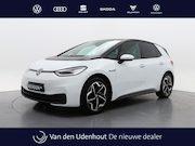 Volkswagen ID.3 - Pro S 77 kWh 204pk SOH 87% Navigatie Warmtepomp Camera
