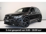 Volkswagen Tiguan - 1.5 TSI R-Line | Matrix LED | Black style | Trekhaak | Apple