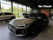 Audi RS5 - Avant | TREKHAAK | PANORAMADAK | BIJRIJDERSCHERM | MASSAGE |