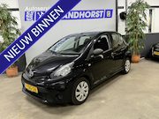 Toyota Aygo - 1.0 VVT-i Now