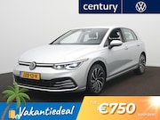 Volkswagen Golf - 1.4 eHybrid Style DSG / Adaptive cruise / Navi / Achteruitri