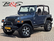 Jeep Wrangler - 4.0i Sport Hardtop 4X4 Led koplampen.