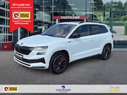 Skoda Karoq - 2.0 TDI DSG 4X4 SPORTLINE TREKHAAK/PANO-DAK/CAM/ELEK-KLEP/CR