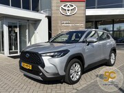 Toyota Corolla Cross - HYBRID 200 DYNAMIC STOEL/STUURVERW PARK-SENSOREN BLIND-SPOT 
