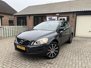 Volvo XC60 - 2.4 D5 AWD Momentum 215 pk Leer Trekhaak 20"