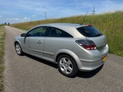 Opel Astra - GTC 1.6 Cosmo