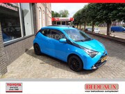 Toyota Aygo - 1.0 VVT-i 69pk 5D x-joy Edition, rijklaar met 12 maanden BOV