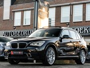 BMW X1 - sDrive20i High Exe M-Sport ORG NL PANO 19 INCH LEDER STOELVE