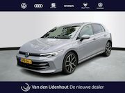 Volkswagen Golf - 1.5 eHybrid 204pk 50 Edition / Camera / Navigatie