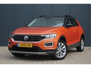 Volkswagen T-Roc - 1.0 TSI Style | Digital cockpit | ACC | Trekhaak | Airco | C