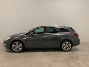 Opel Astra - 1.6 Turbo Cosmo Navi Stoelverw Stuurverw Trekh