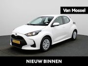 Toyota Yaris - 1.5 Hybrid Active | NAVIGATIE | BLUETOOTH | ACHTERUITRIJCAME