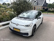 Volkswagen ID.3 - First Plus 58 kWh SOH 92, 5% PANORAMADAK IQ MATRIX LED MASSA