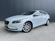 Volvo V40 - 1.6 D2 Momentum XENON HALF LEER CRUISE ECC LMV