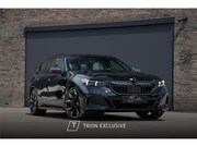 BMW 5-serie - Touring 540d xDrive M Sport Pro | Trekhaak | ACC | B&W | Sto