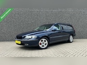 Volvo V70 - 2.4 T/1e Eig/200PK/Airco/CruiseContr/Leer/Trekhaak