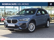 BMW X1 - sDrive18i High Executive / Adaptieve LED / Head-Up / Stoelve