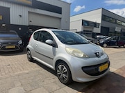 Peugeot 107 - 1.0-12V XR
