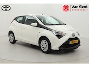 Toyota Aygo - 1.0 VVT-i x-play | Navigatie | Airco | Camera | Bluetooth