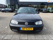 Volkswagen Golf - 2.0 Highline