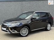Mitsubishi Outlander - 2.4 PHEV Instyle | Schuifdak | Dodehoek assistent | 360° Cam