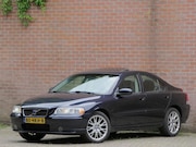 Volvo S60 - 2.4 Drivers Edition Schuifdak / Xenon / Trekhaak
