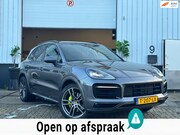 Porsche Cayenne - 3.0 E-HYBRID|PLATINUM|PANO|LAGEKM|1STE EIGENAAR|2021/12|ZEER