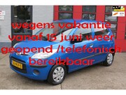 Hyundai i10 - 1.1 Active , 72.000 KM
