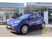 Toyota Aygo X - PLAY AIRCO CAMERA AD-CRUISE APPLE/ANDROID NL-AUTO